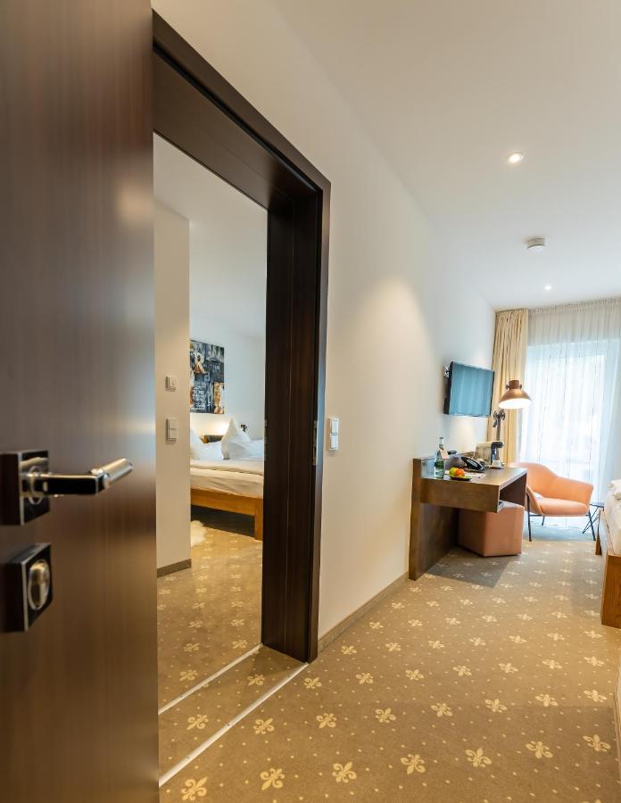Romantik Hotel Landhaus Biewald Friedland  Екстериор снимка